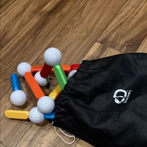 Discovery Magnetic Building Set - Red, Green, Blue, Yellow